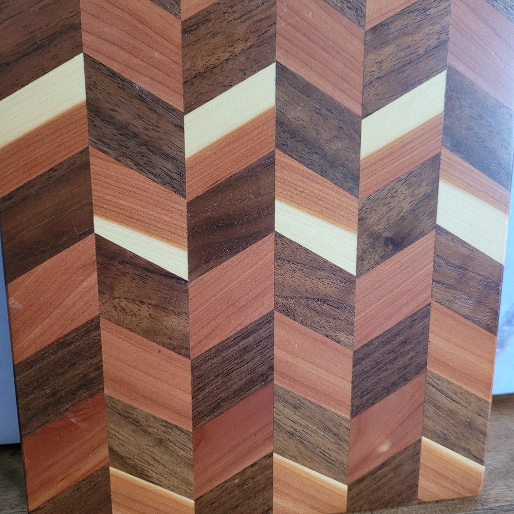 SOLD Checkered Clipboard - Herringbone Design - Approx 6x9 - Picture 7 of 12